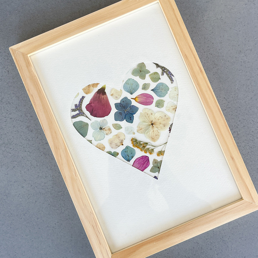 Kit: Arma tu Cuadro con Flores Prensadas
